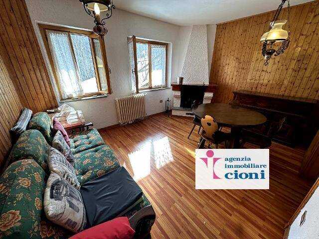 Appartamento-Le-Regine-Via-Petrucci-Trilocale-Mq-65-Piano-Primo-Cantina-Posto-Auto-Scoperto-68