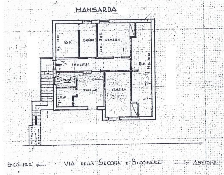 Mansarda-Indipendente-Abetone-Via-Secchia-Tre-Vani-Mq-60-36