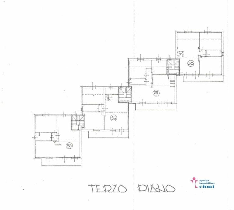 Mansarda-Trilocale-Bar-Alpino-Fiumalbo-Mq-90-Due-Livelli-Garage-Cantina