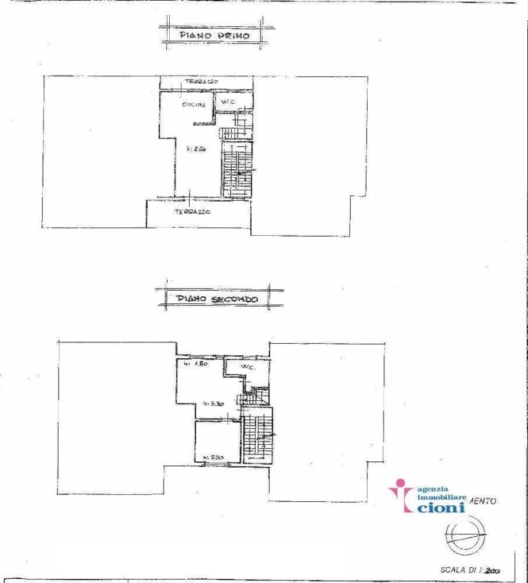 Mansarda-Trilocale-Faidello-Abetone-Mq-80-Due-Livelli-due-Bagni-Terrazzo-Coperto-Posto-auto-Scoperto-3