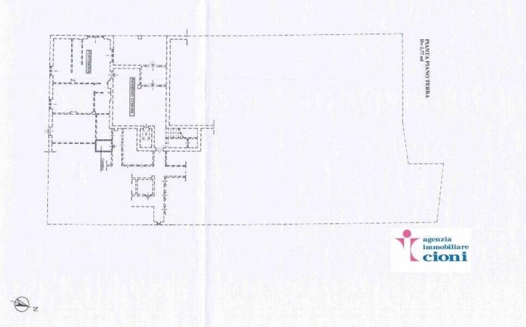 Trilocale-Ristrutturato-Abetone-Le-Motte-Mq-75-Secondo-Piano-Terrazzo-Coperto-Cantina-Ascensore-Sette-Posti-Letto-Arredamento-Nuovo-2-2