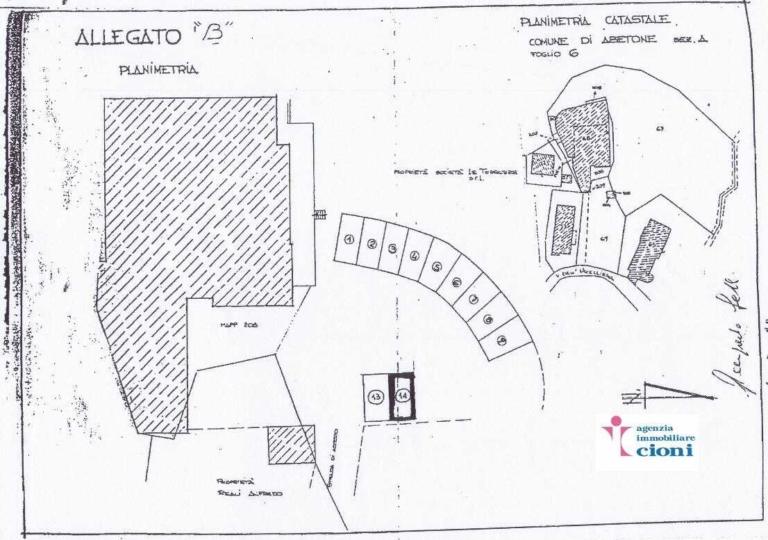 Trilocale-Via-Uccelliera-Abetone-Mq-75-Piano-Terra-Terrazzo-Cantina-Garage-4-1