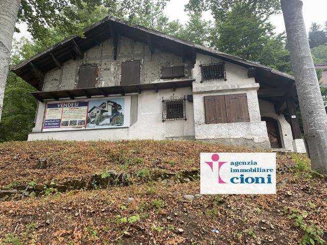 Villa-Abetone-Via-Pescinone-Mq-400-10-Vani-Due-Livelli-Terrazzo-Mq-180-Terreno-Mq-1800-2-2