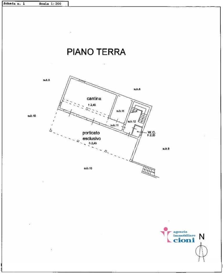 Villa-Bifamiliare-Cireglio-V.-Modenese-Mq-600-14-Vani-4-Piani-Giardino-Mq-3.100-Taverna-Mansarda-1-2