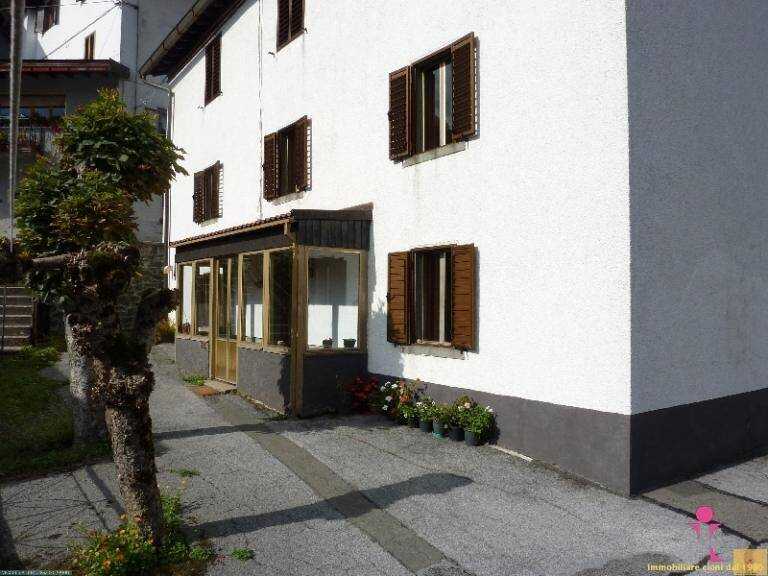 Villetta-Terra-Tetto-Abetone-Le-Regine-Sei-Vani-Mq-130-1